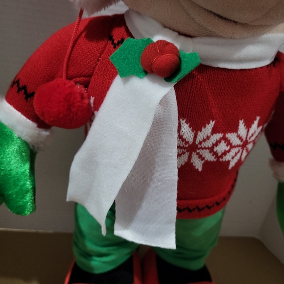 Disney Mickey Mouse Christmas Greeter Size 21" Tall, Scarf, Hat, Gemmy Indust. - Picture 8 of 10